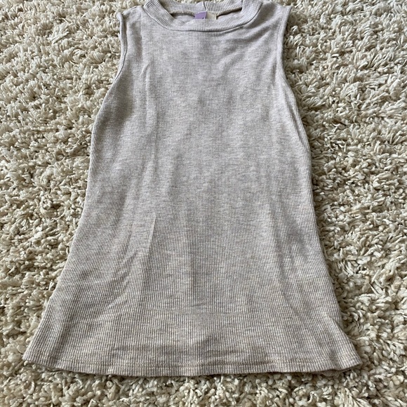 Sleeveless turtleneck top - Picture 1 of 2